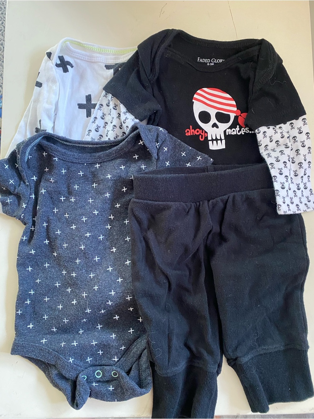 Set of 4 Baby Clothes 0-3 Months